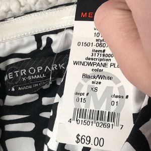 Body forming strapless mini dress